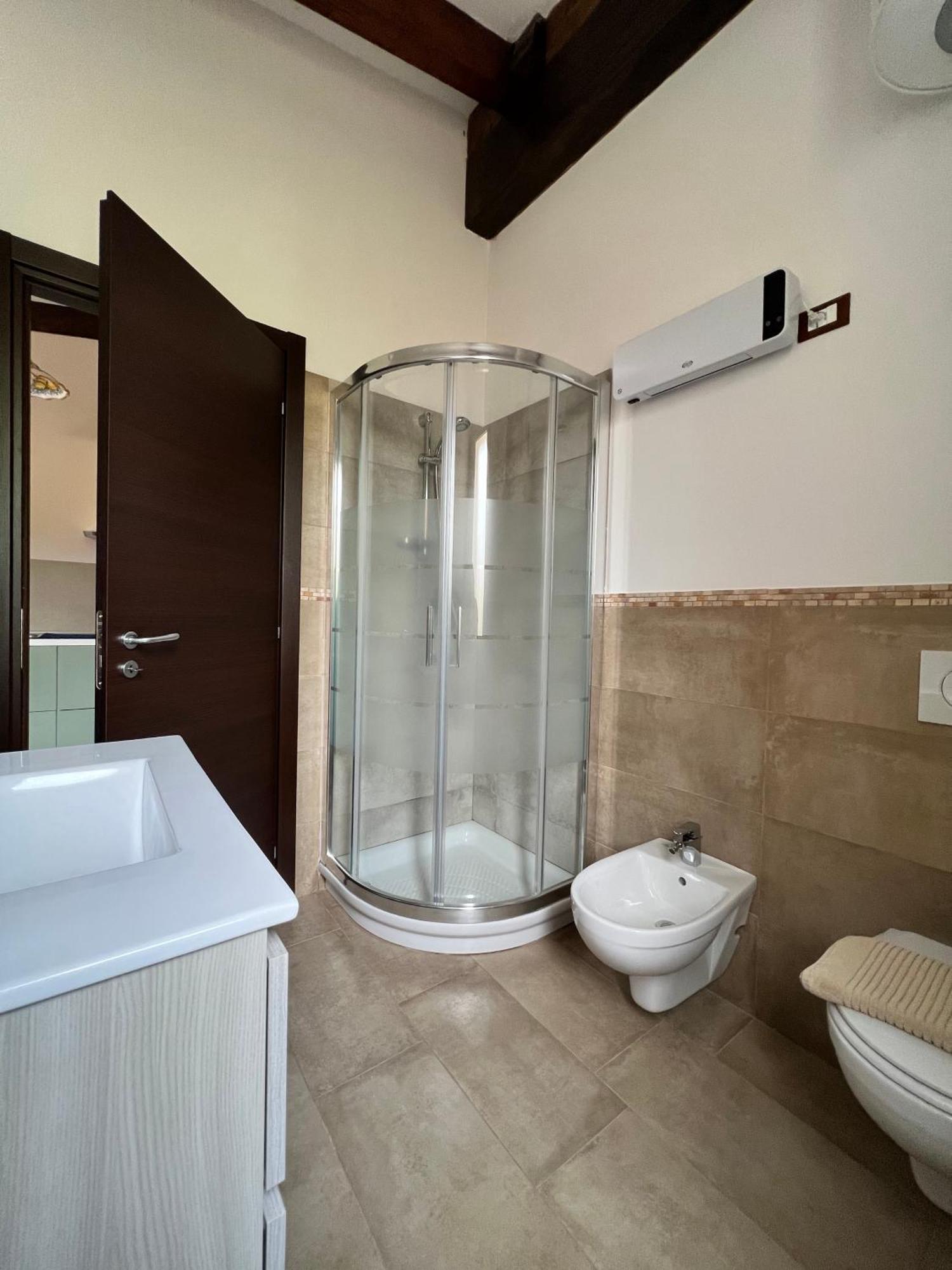 カステルモーラCasa Zirettoアパートメント エクステリア 写真